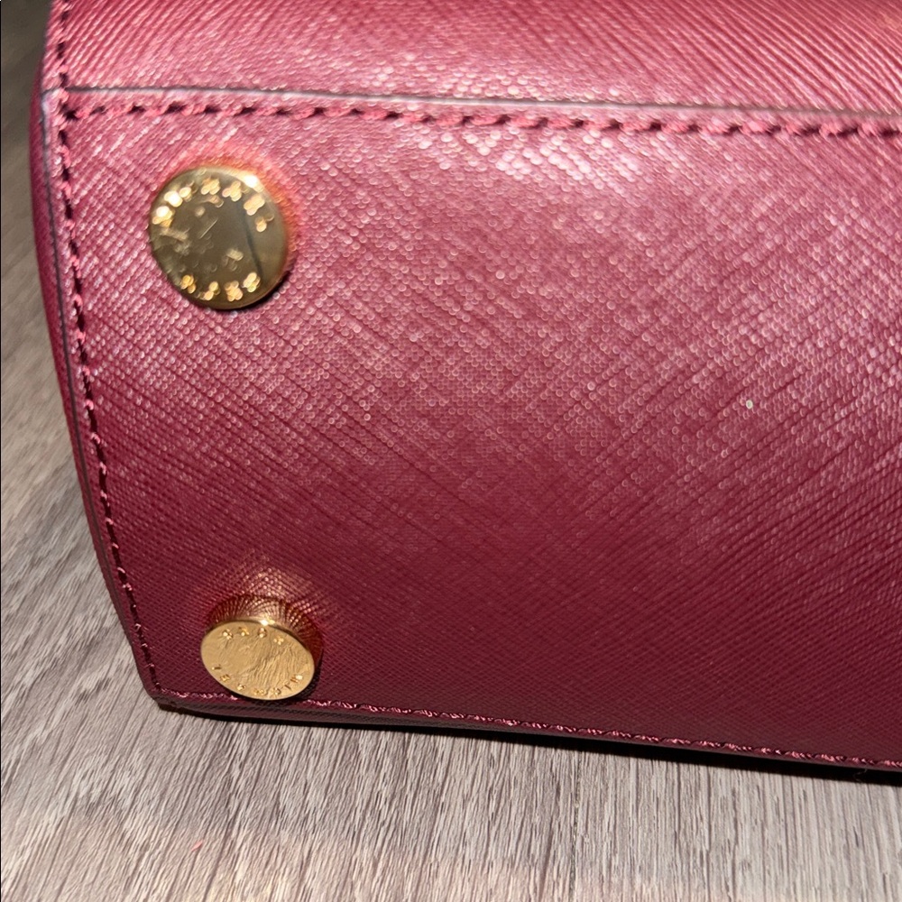 New- Michael Kors Burgundy Medium Bag - Picture 4 of 8